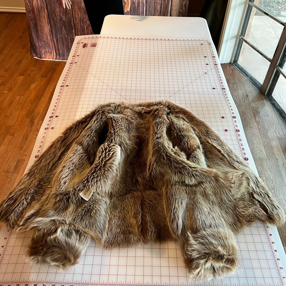 Saks Fifth Avenue medium large tan beige gold 100% leather fur vintage coat - Picture 11 of 16